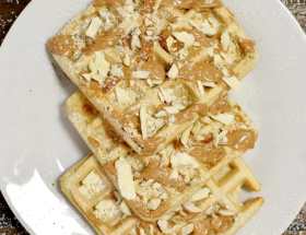 WAFFLES DI AVENA E ALBUMI 4 waffles di avena e albumi